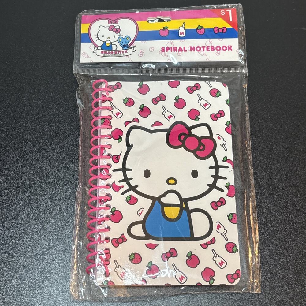 Hello Kitty 1976 2014 Sanrio 60 Page Small Spiral Drawing Notebook - Picture 1 of 6